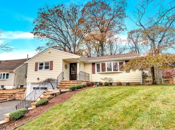 3 Ute Pl, Rockaway Twp., NJ 07866