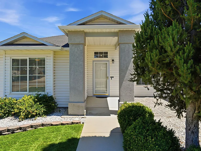 514 W Palmer Dr — Photo 4