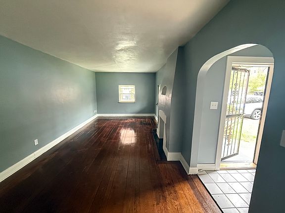 4th image of 2722 Orland Ave #1