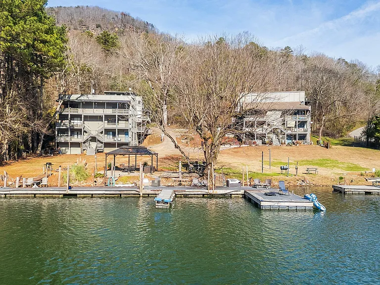 21752 River Canyon Rd — Photo 55