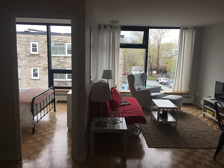 1545 Oxford St — Photo 15