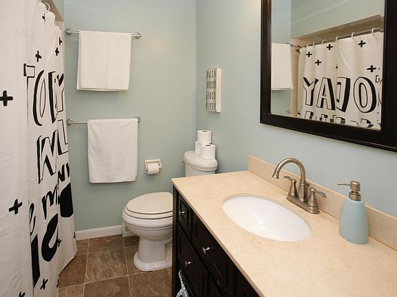 135 minges cir-208