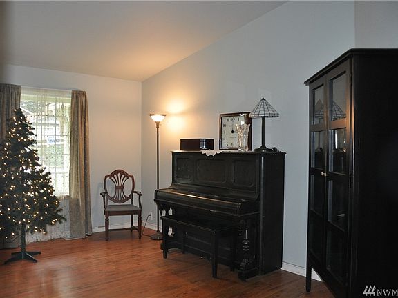 3rd image of 11119 223rd Avenue Ct E