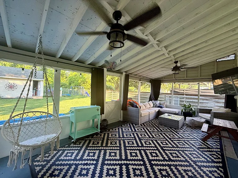 1335 Greenleaf Rd — Photo 23