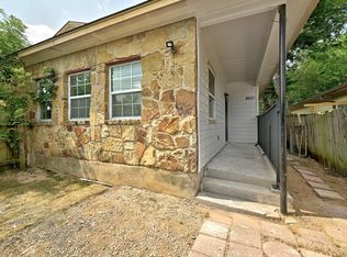 6111 Caddie St #B, Austin, TX 78741