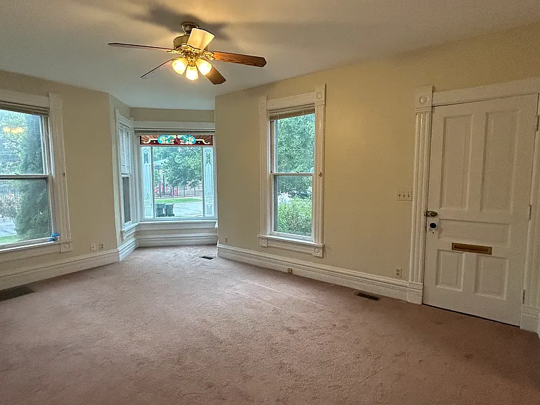 127 W Lincoln Ave #1 — Photo 6