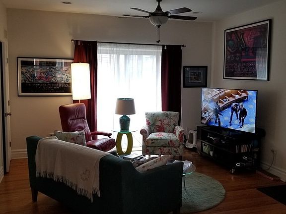 3rd image of 1253 W Granville Ave APT 1