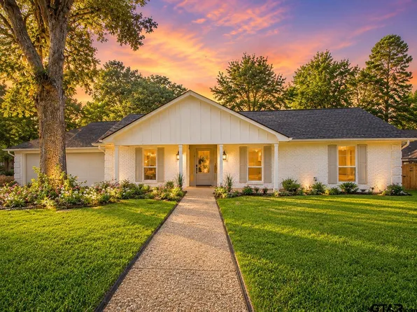 1811 Picadilly Pl, Tyler, TX 75703