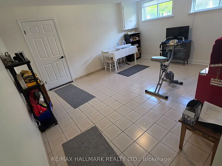 110 Milton St #LOWER LEVEL — Photo 34