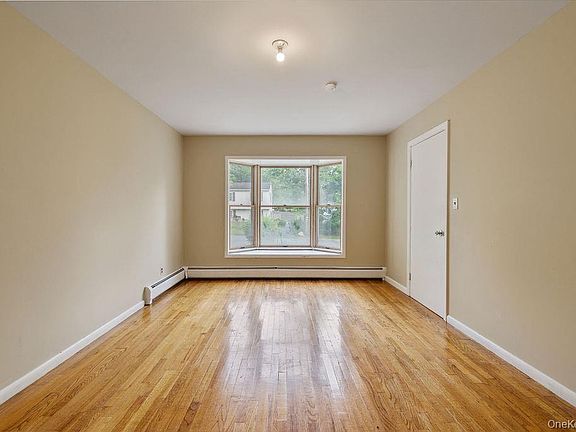 3rd image of 12 Gillis Avenue