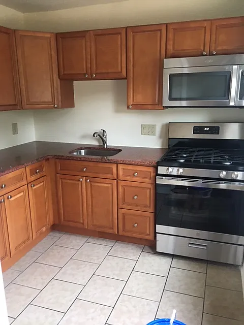1205 Easton rd Back House — Photo 2
