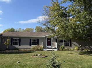 2828 Lorraine St, Marlette, MI 48453