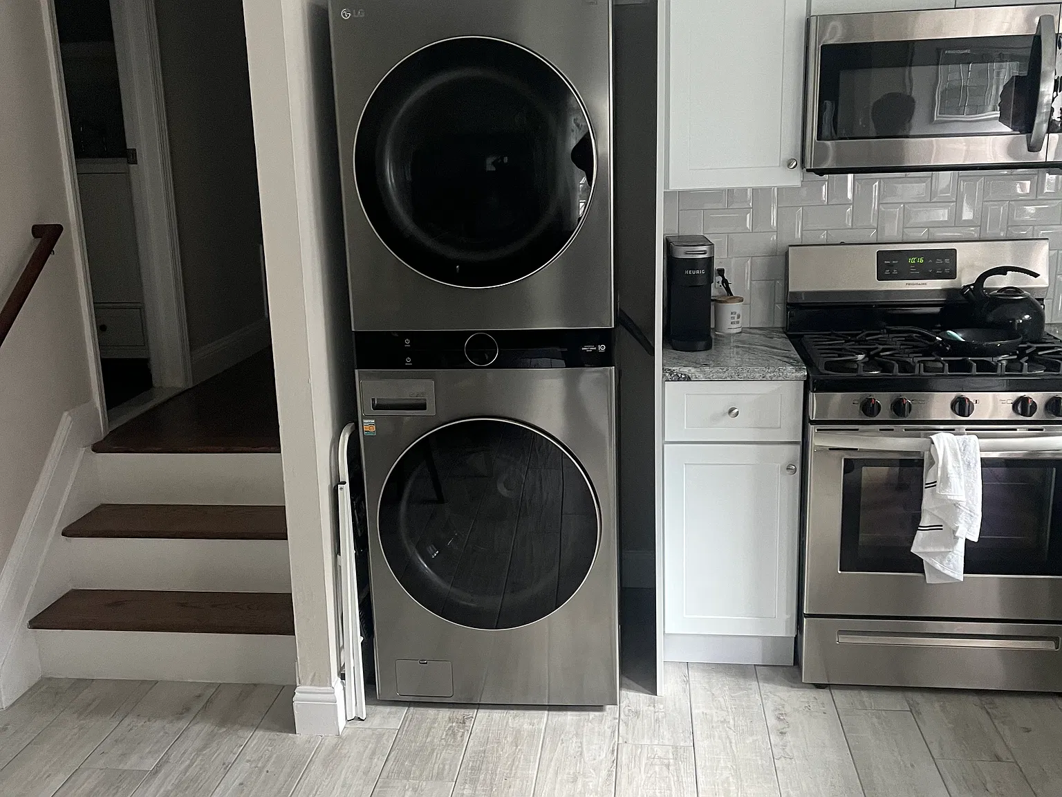20 Adam Ct — Photo 3