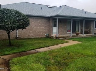 14735 Mystic Ct, Shelby Township, MI 48315
