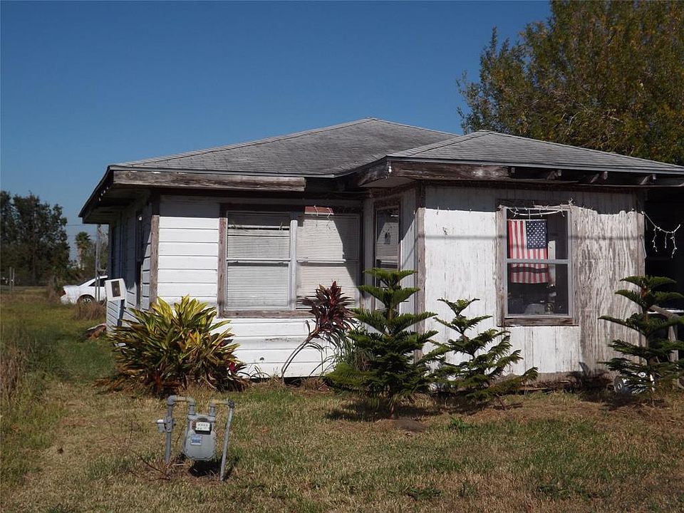 1st image of 4818 Pelican St