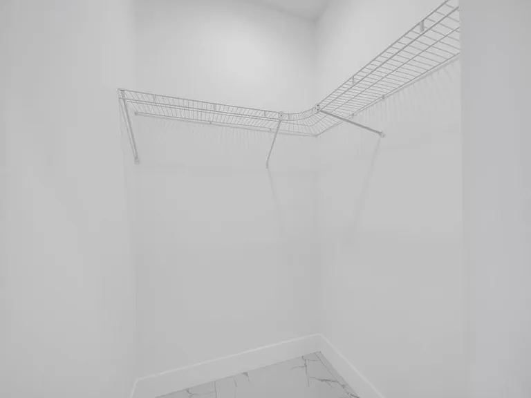 325 Paulcrest Ave — Photo 24