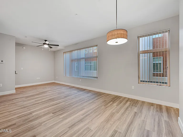 1023 W 5th St #1025 — Photo 7