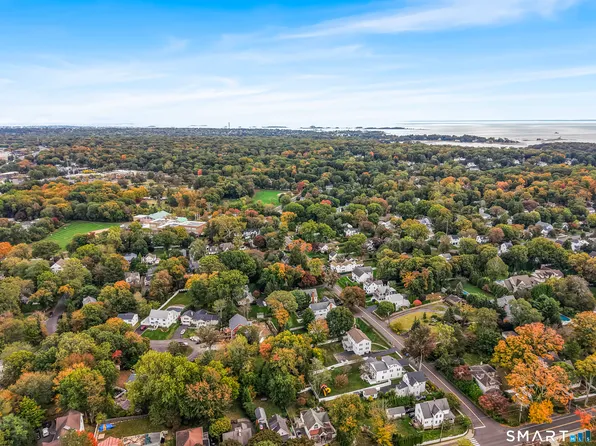 3 Park Pl, Darien, CT 06820