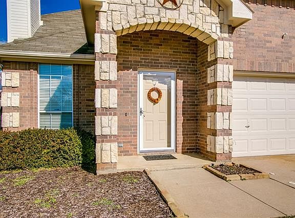 3rd image of 1269 Marchant Pl