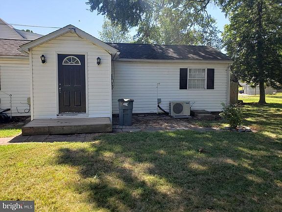 5th image of 214 S Parke St #B