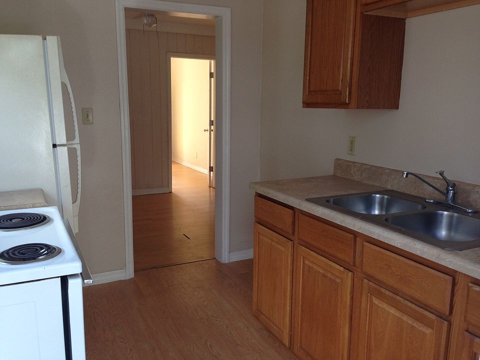 1st image of 228 Chestnut St APT A