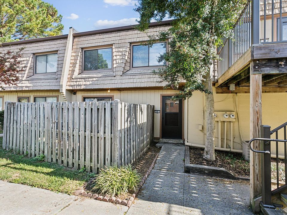 1st image of 1401 Ventura Way #A