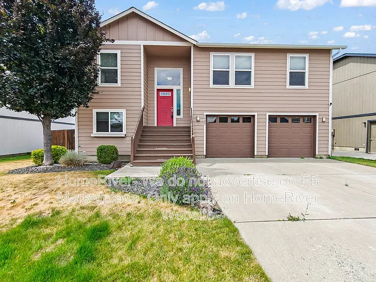7905 N Ash Ln — Photo 1