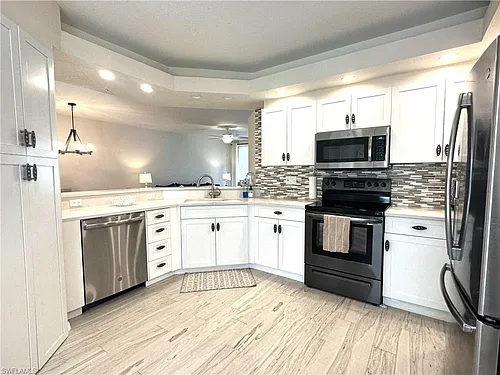 6816 Satinleaf Rd S #102 Photo 1