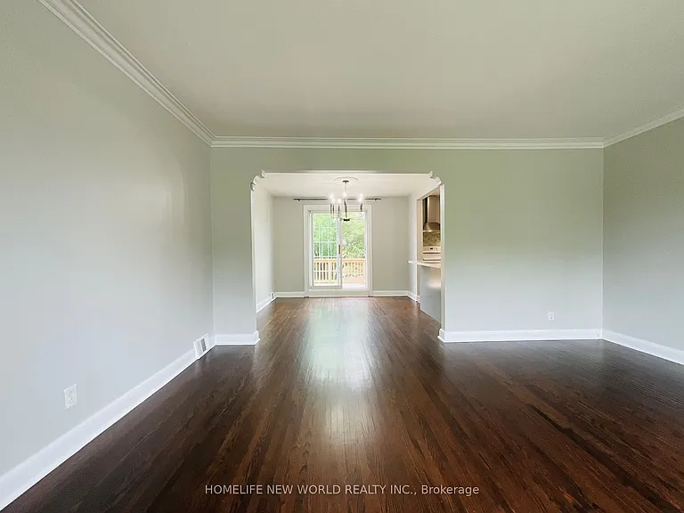 20 Roselm Rd — Photo 6