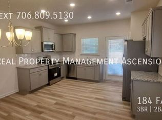 184 Fair Oak Ln, Calhoun, GA 30701