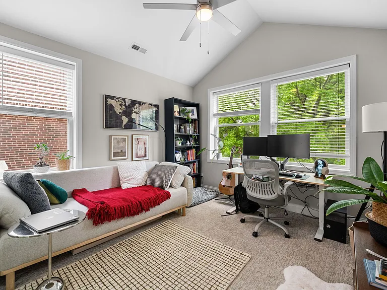 7517 Oxford Dr #2C — Photo 15