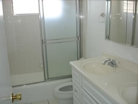 5th image of 1225 Washington Ave