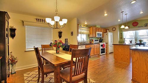 2nd image of 575 San Pedro Ave Spc 70