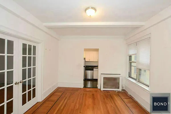 Rented by Bond New York | media 8