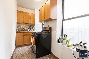 Rented by Bond New York