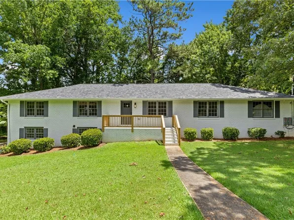 530 Shay Dr SW, Marietta, GA 30060
