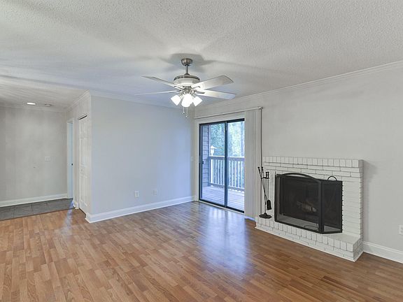 5th image of 207 Weddell St APT 3