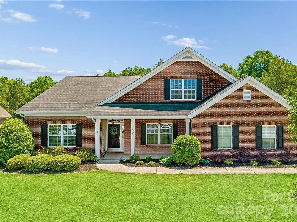 1st image of 1006 Spring Rose Ln