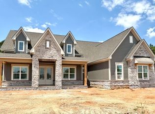 137 Crestview Ln, Troutman, NC 28166