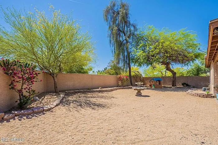 2933 E Verbena Dr — Photo 44