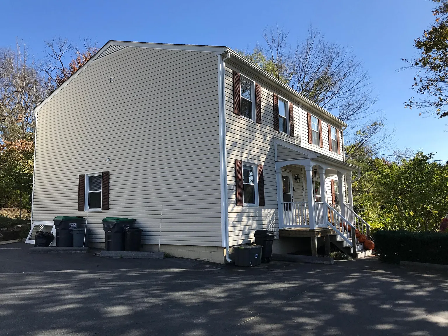 2 bed, 1.5 bath, 1150 sqft, $1,795 — Photo 3