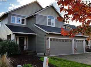 330 W Oxford St, Newberg, OR 97132