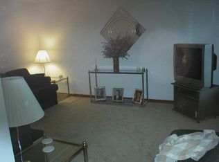 139 Highland Ave, Avon Lake, OH 44012