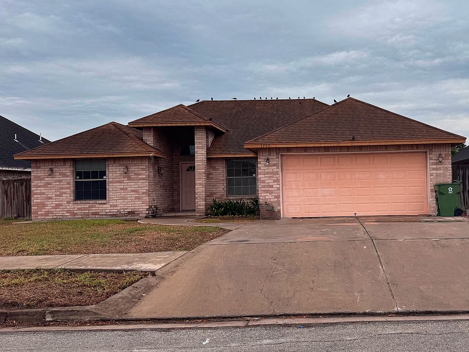 1st image of 1733 Violet Dr