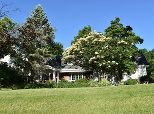 6107 N Mandalay Dr, Peoria, IL