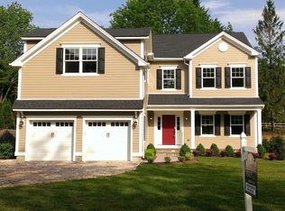 14 Drew Pl, Madison, NJ 07940