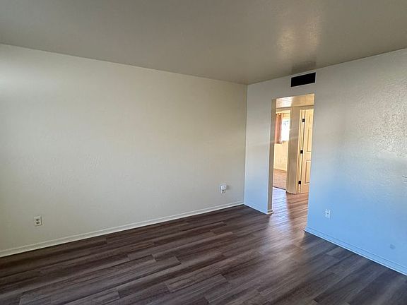 5th image of 2487 Court St #9