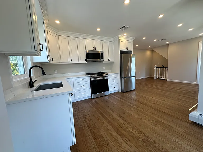 11 Ohio Ave #2 — Photo 6