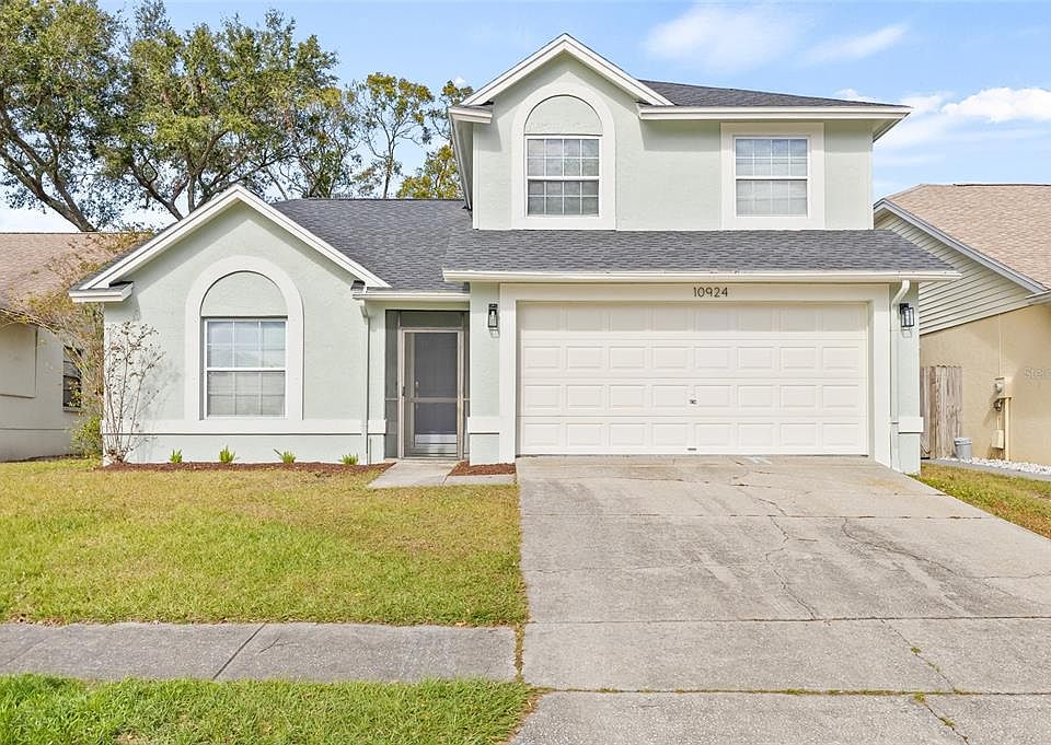 1st image of 10924 Carnelian Ln