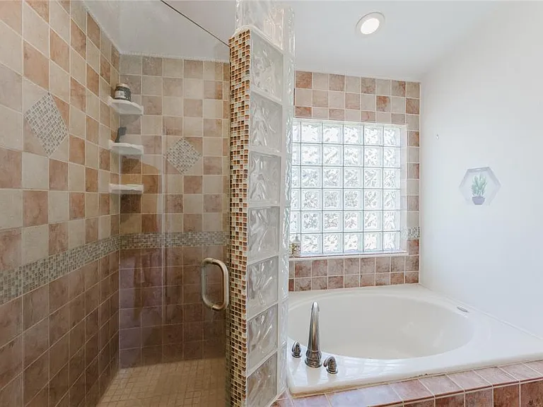 8859 Fort Jefferson Blvd — Photo 28